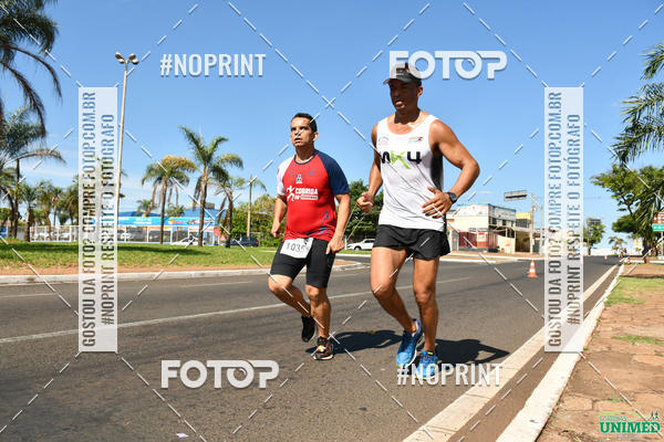 Achetez vos photos de l'vnementCORRIDAS UNIMED - ETAPA UBERABA  sur Fotop