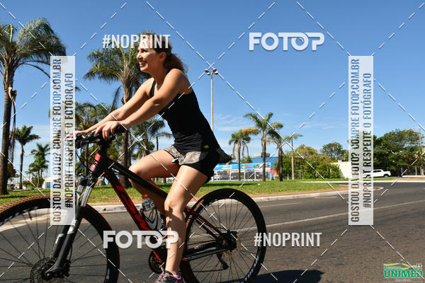 Achetez vos photos de l'vnementCORRIDAS UNIMED - ETAPA UBERABA  sur Fotop