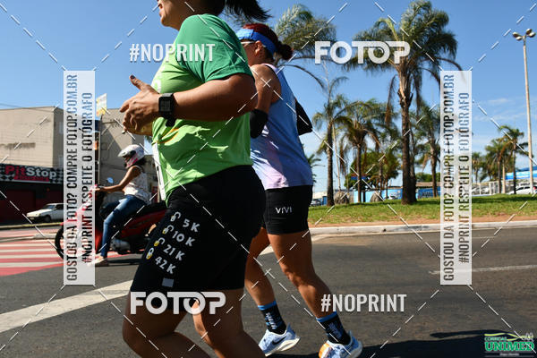 Achetez vos photos de l'vnementCORRIDAS UNIMED - ETAPA UBERABA  sur Fotop