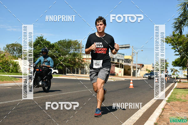 Achetez vos photos de l'vnementCORRIDAS UNIMED - ETAPA UBERABA  sur Fotop
