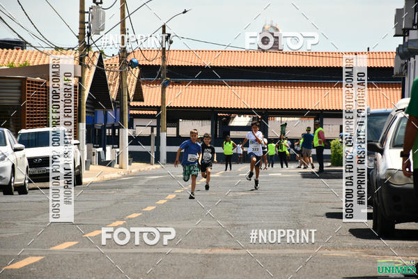Achetez vos photos de l'vnementCORRIDAS UNIMED - ETAPA UBERABA  sur Fotop