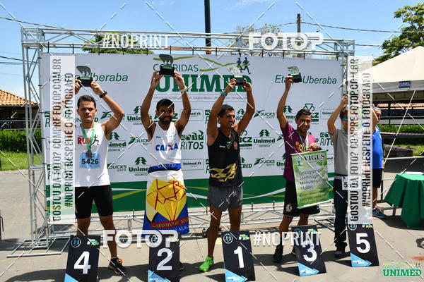 Achetez vos photos de l'vnementCORRIDAS UNIMED - ETAPA UBERABA  sur Fotop