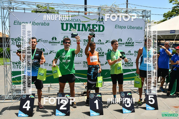 Achetez vos photos de l'vnementCORRIDAS UNIMED - ETAPA UBERABA  sur Fotop