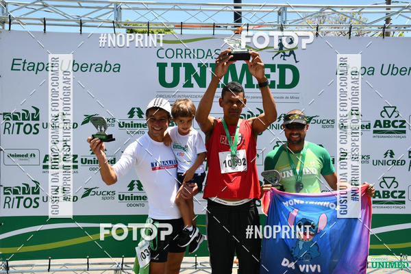 Achetez vos photos de l'vnementCORRIDAS UNIMED - ETAPA UBERABA  sur Fotop
