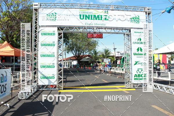 Buy your photos of the eventCORRIDAS UNIMED - ETAPA UBERABA  on Fotop