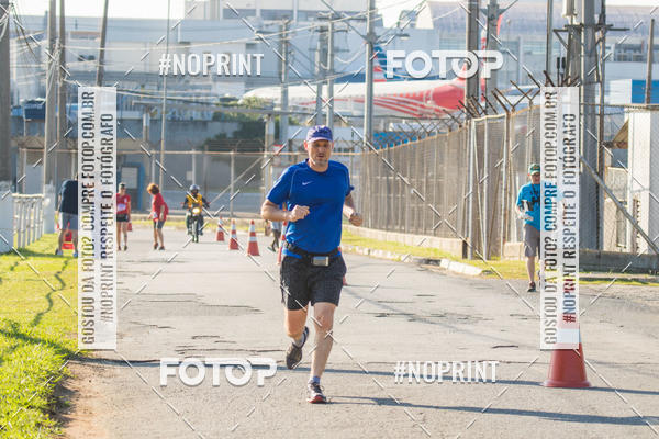 Achetez vos photos de l'vnementCORRIDA SUPER 5K 2019 - 3 ETAPA sur Fotop