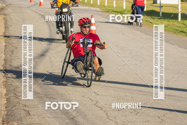 Achetez vos photos de l'vnementCORRIDA SUPER 5K 2019 - 3 ETAPA sur Fotop