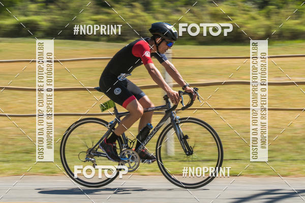 Achetez vos photos de l'vnementCORRIDA SUPER 5K 2019 - 3 ETAPA sur Fotop