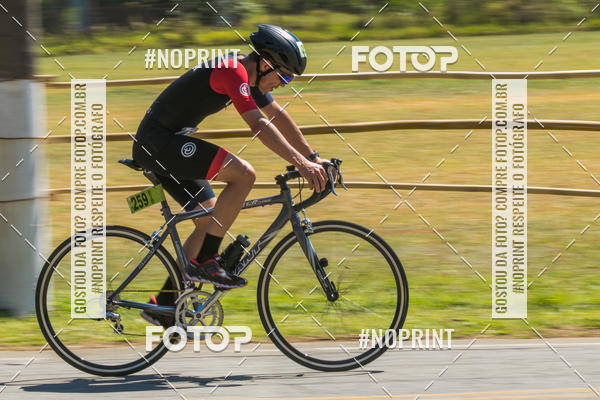 Achetez vos photos de l'vnementCORRIDA SUPER 5K 2019 - 3 ETAPA sur Fotop