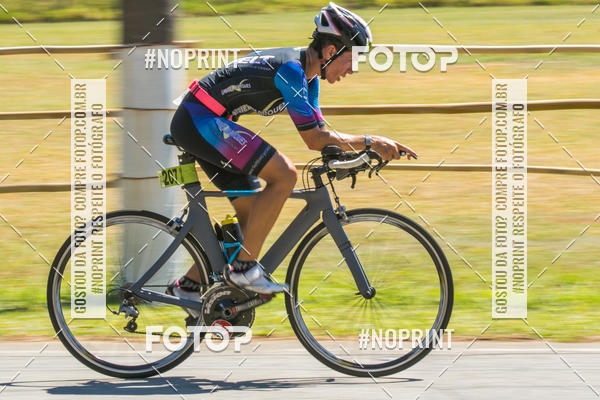 Achetez vos photos de l'vnementCORRIDA SUPER 5K 2019 - 3 ETAPA sur Fotop