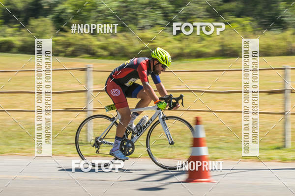 Achetez vos photos de l'vnementCORRIDA SUPER 5K 2019 - 3 ETAPA sur Fotop