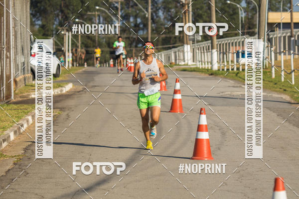 Achetez vos photos de l'vnementCORRIDA SUPER 5K 2019 - 3 ETAPA sur Fotop