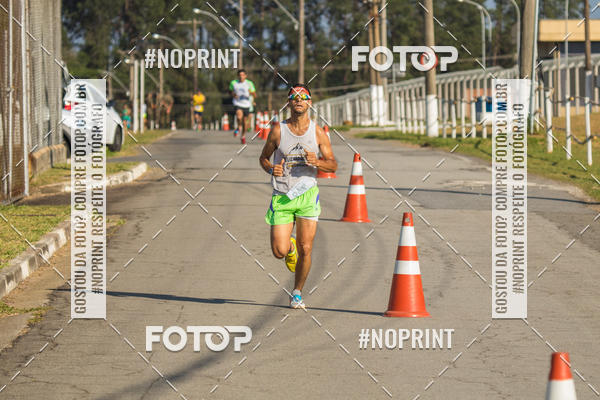 Achetez vos photos de l'vnementCORRIDA SUPER 5K 2019 - 3 ETAPA sur Fotop