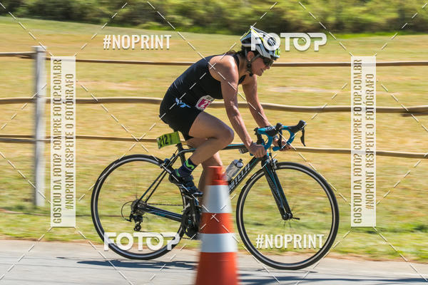 Achetez vos photos de l'vnementCORRIDA SUPER 5K 2019 - 3 ETAPA sur Fotop