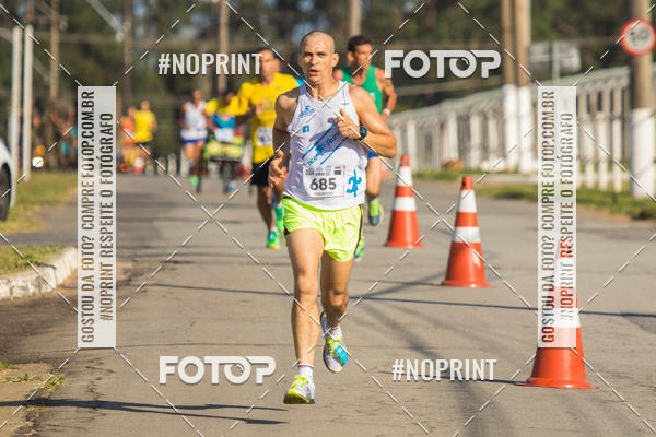 Achetez vos photos de l'vnementCORRIDA SUPER 5K 2019 - 3 ETAPA sur Fotop