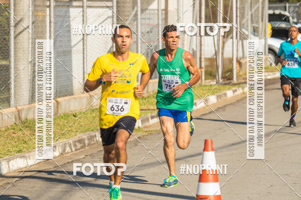 Achetez vos photos de l'vnementCORRIDA SUPER 5K 2019 - 3 ETAPA sur Fotop