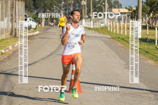 Achetez vos photos de l'vnementCORRIDA SUPER 5K 2019 - 3 ETAPA sur Fotop
