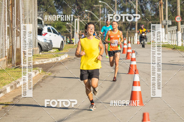 Achetez vos photos de l'vnementCORRIDA SUPER 5K 2019 - 3 ETAPA sur Fotop