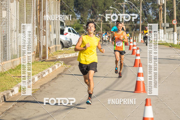 Achetez vos photos de l'vnementCORRIDA SUPER 5K 2019 - 3 ETAPA sur Fotop