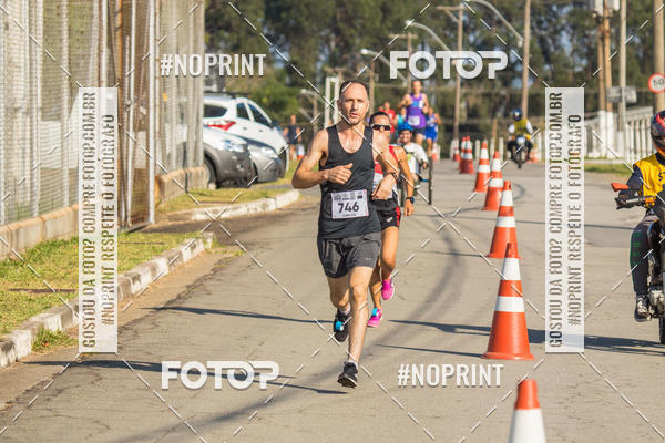 Achetez vos photos de l'vnementCORRIDA SUPER 5K 2019 - 3 ETAPA sur Fotop