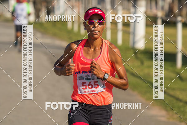 Achetez vos photos de l'vnementCORRIDA SUPER 5K 2019 - 3 ETAPA sur Fotop