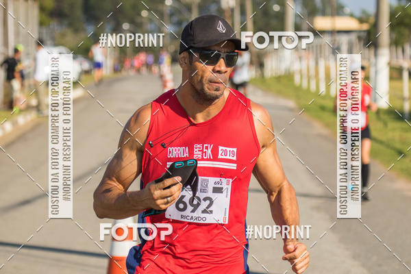 Achetez vos photos de l'vnementCORRIDA SUPER 5K 2019 - 3 ETAPA sur Fotop