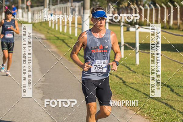Achetez vos photos de l'vnementCORRIDA SUPER 5K 2019 - 3 ETAPA sur Fotop