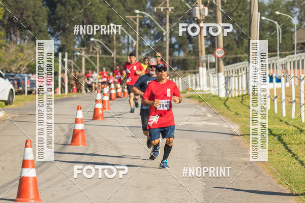 Achetez vos photos de l'vnementCORRIDA SUPER 5K 2019 - 3 ETAPA sur Fotop