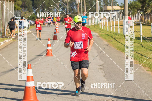 Achetez vos photos de l'vnementCORRIDA SUPER 5K 2019 - 3 ETAPA sur Fotop