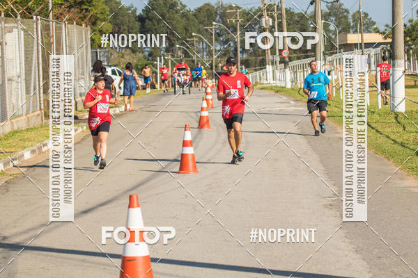Achetez vos photos de l'vnementCORRIDA SUPER 5K 2019 - 3 ETAPA sur Fotop