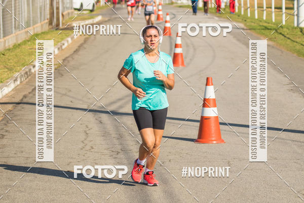 Achetez vos photos de l'vnementCORRIDA SUPER 5K 2019 - 3 ETAPA sur Fotop