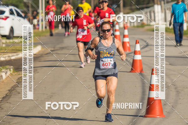 Achetez vos photos de l'vnementCORRIDA SUPER 5K 2019 - 3 ETAPA sur Fotop