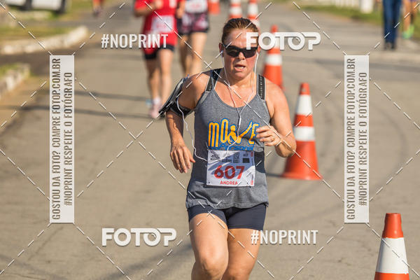 Achetez vos photos de l'vnementCORRIDA SUPER 5K 2019 - 3 ETAPA sur Fotop