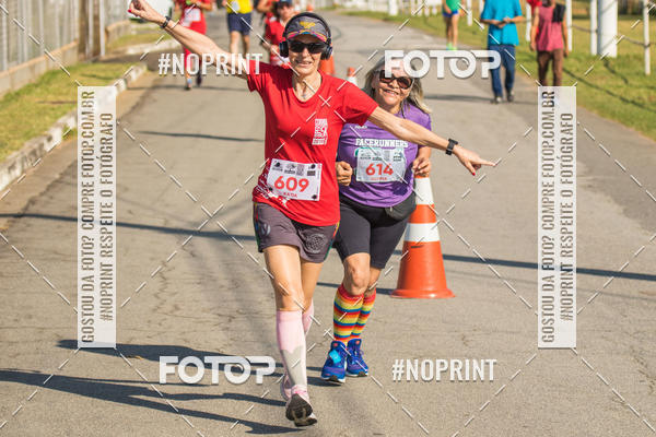 Achetez vos photos de l'vnementCORRIDA SUPER 5K 2019 - 3 ETAPA sur Fotop