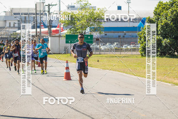 Achetez vos photos de l'vnementCORRIDA SUPER 5K 2019 - 3 ETAPA sur Fotop