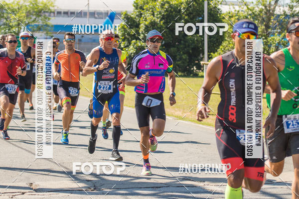 Achetez vos photos de l'vnementCORRIDA SUPER 5K 2019 - 3 ETAPA sur Fotop