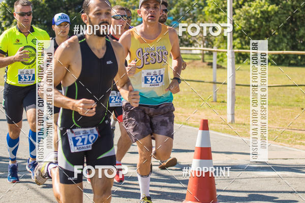 Achetez vos photos de l'vnementCORRIDA SUPER 5K 2019 - 3 ETAPA sur Fotop