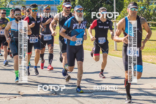 Achetez vos photos de l'vnementCORRIDA SUPER 5K 2019 - 3 ETAPA sur Fotop