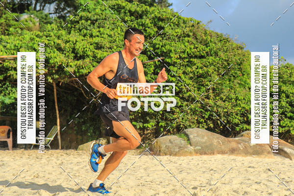 Buy your photos of the eventMEIA MARATONA DE JURER on Fotop