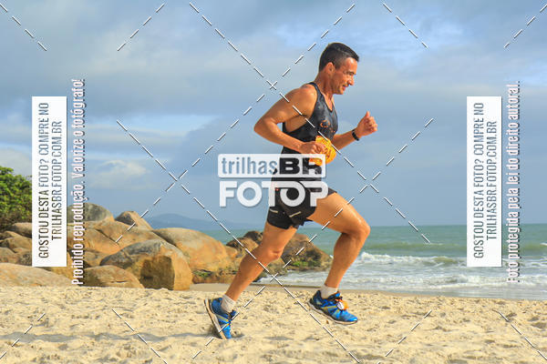 Buy your photos of the eventMEIA MARATONA DE JURER on Fotop