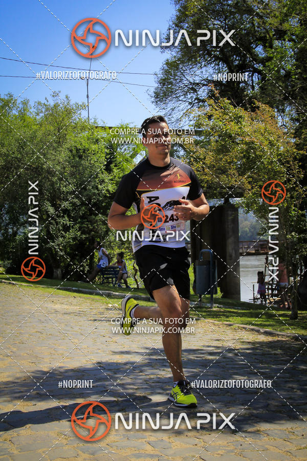 Achetez vos photos de l'vnementCorrida Interbairros 10 sur Fotop