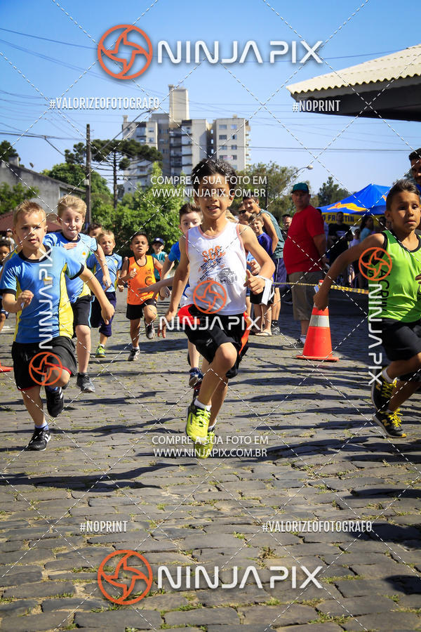 Buy your photos of the eventCorrida Interbairros 10 on Fotop