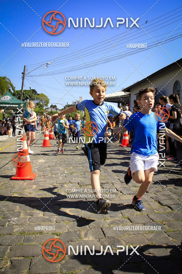 Buy your photos of the eventCorrida Interbairros 10 on Fotop