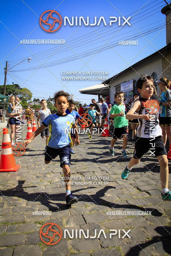 Buy your photos of the eventCorrida Interbairros 10 on Fotop