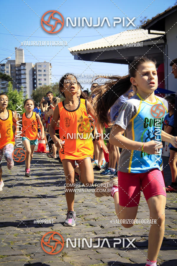 Buy your photos of the eventCorrida Interbairros 10 on Fotop