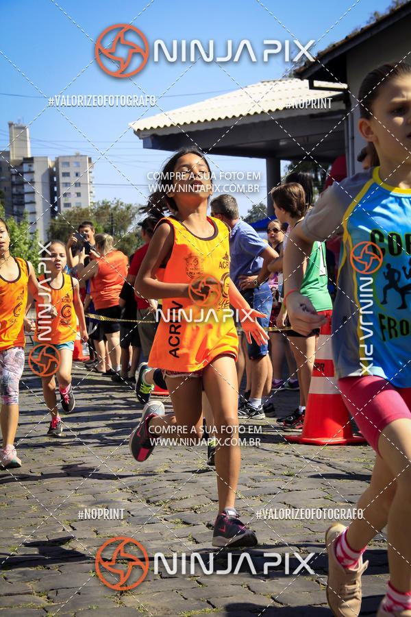Buy your photos of the eventCorrida Interbairros 10 on Fotop
