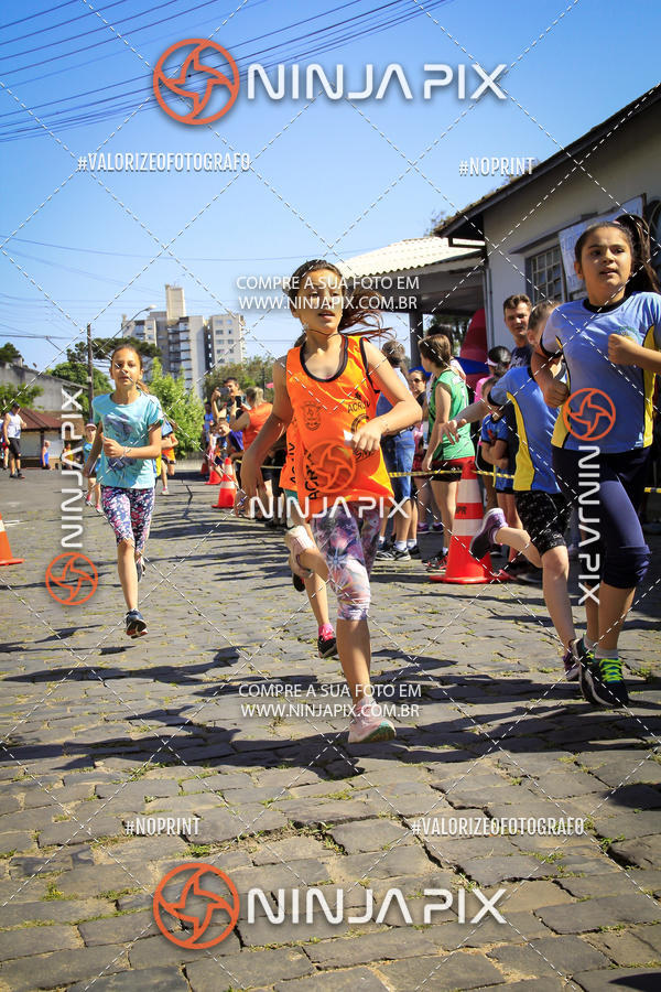 Buy your photos of the eventCorrida Interbairros 10 on Fotop