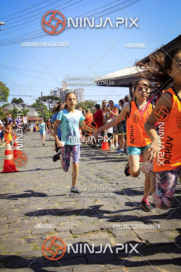 Buy your photos of the eventCorrida Interbairros 10 on Fotop