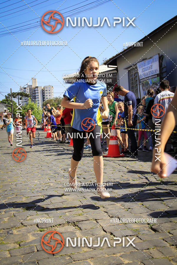 Buy your photos of the eventCorrida Interbairros 10 on Fotop