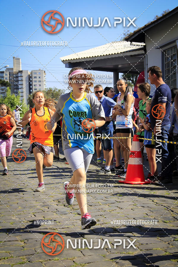 Buy your photos of the eventCorrida Interbairros 10 on Fotop